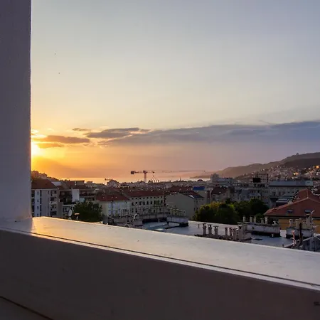 Appartement Skybar - Bay View, Private Balcony, Free Garage *